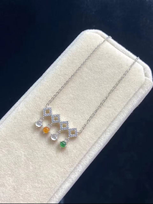 001  jadeite  collarbone chain