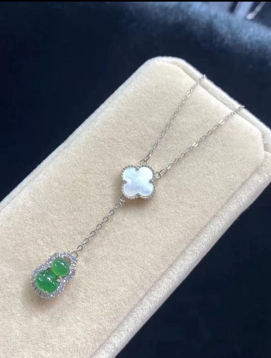 004  jadeite  collarbone chain