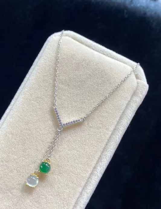 006  jadeite  collarbone chain