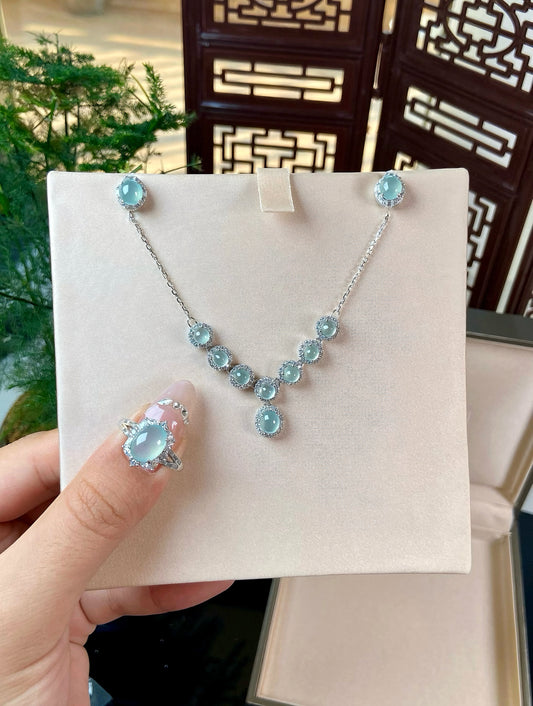 004  Jadeite Set
