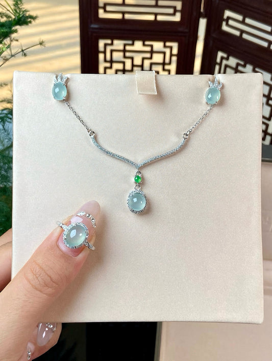 003  Jadeite Set