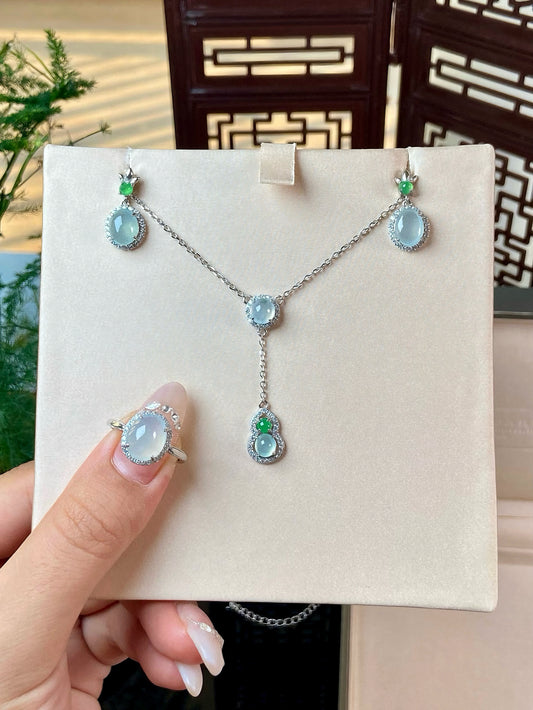 006  Jadeite Set