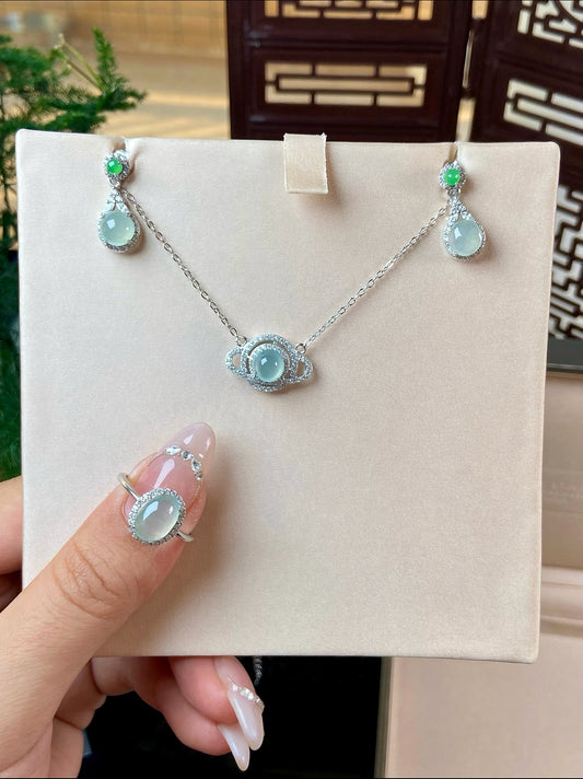 001  Jadeite Set