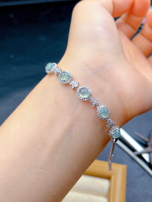004  jadeite hand  chain