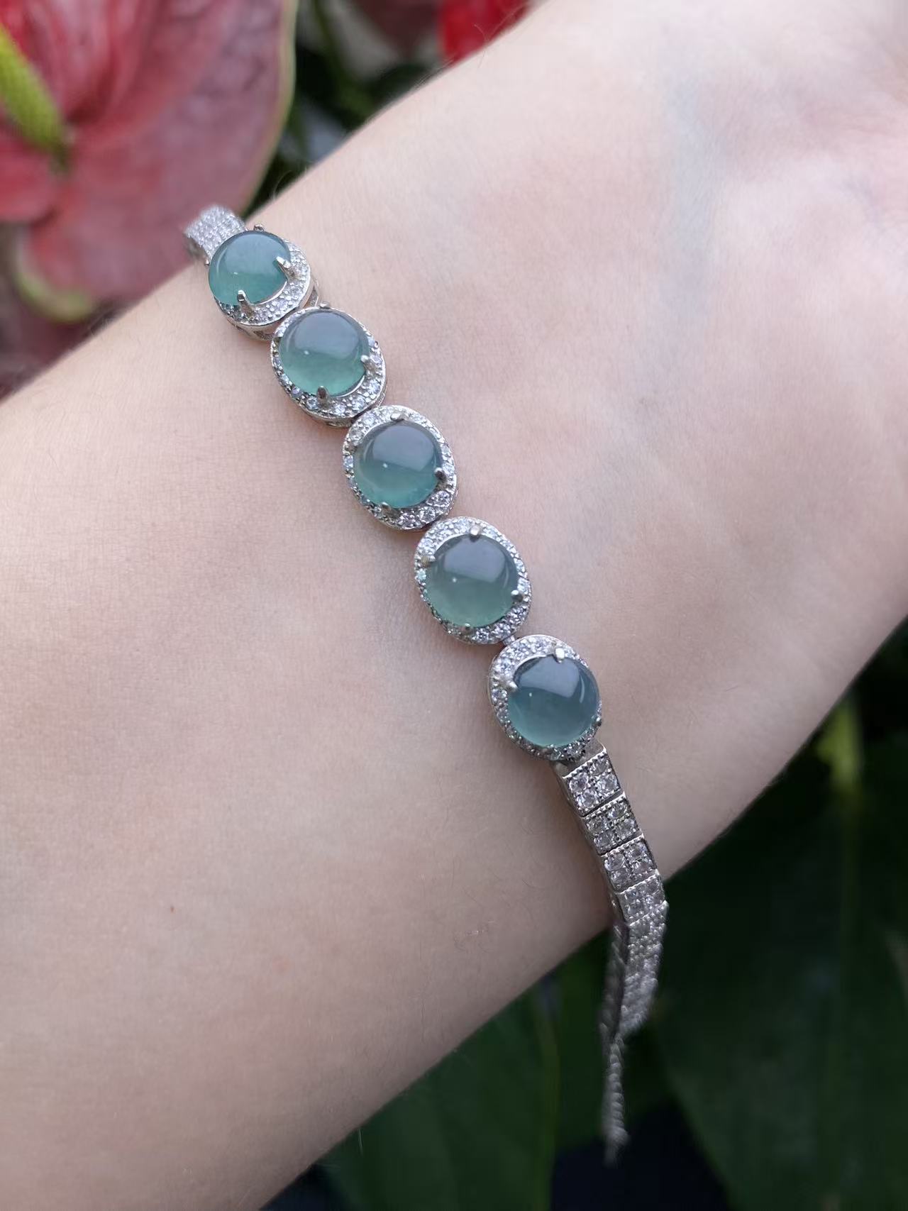Exquisite S925 Silver Jade Hand Chain