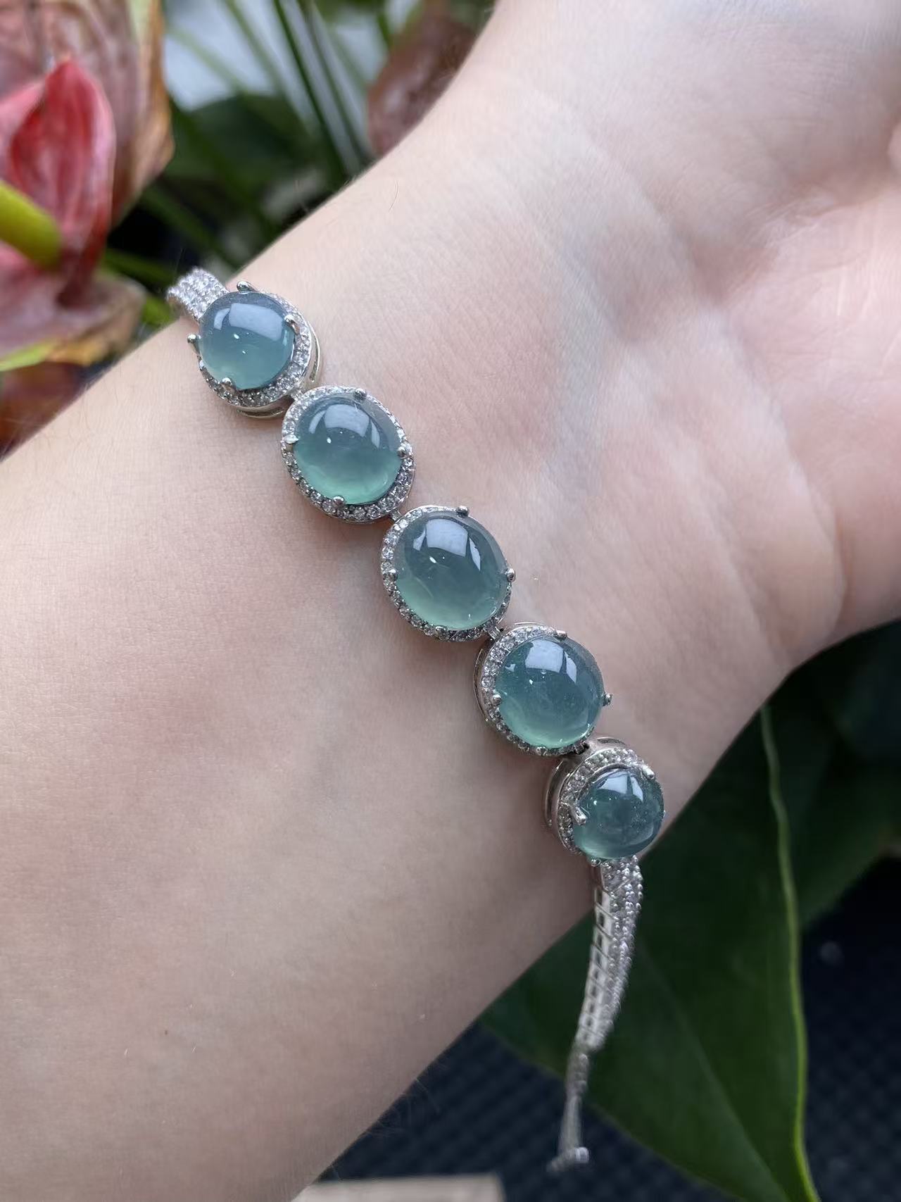 Exquisite S925 Silver Jade Hand Chain