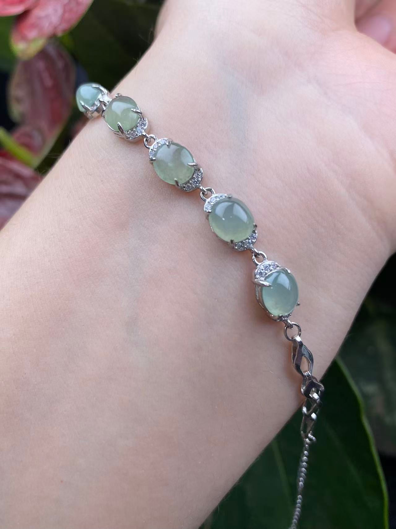 Exquisite S925 Silver Jade Hand Chain